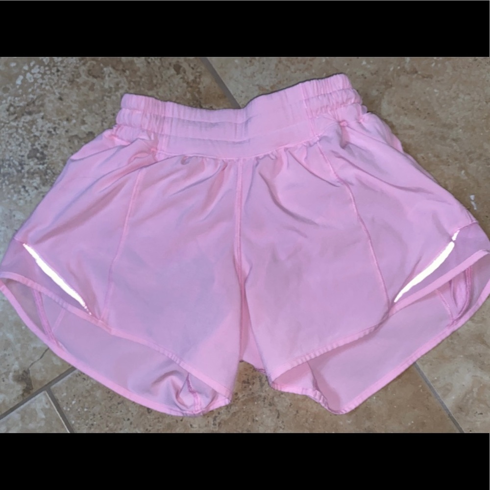 lululemon size 2 4inch pink hotty hot shorts